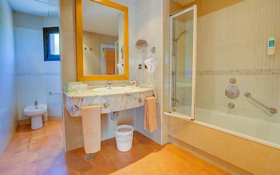 bath suite hotel sbh crystal beach
