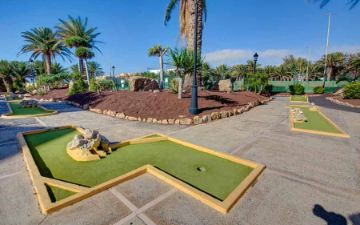 minigolf sbh monica beach