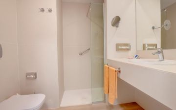 salle de bain swim-up vue mer SBH Maxorata Resort