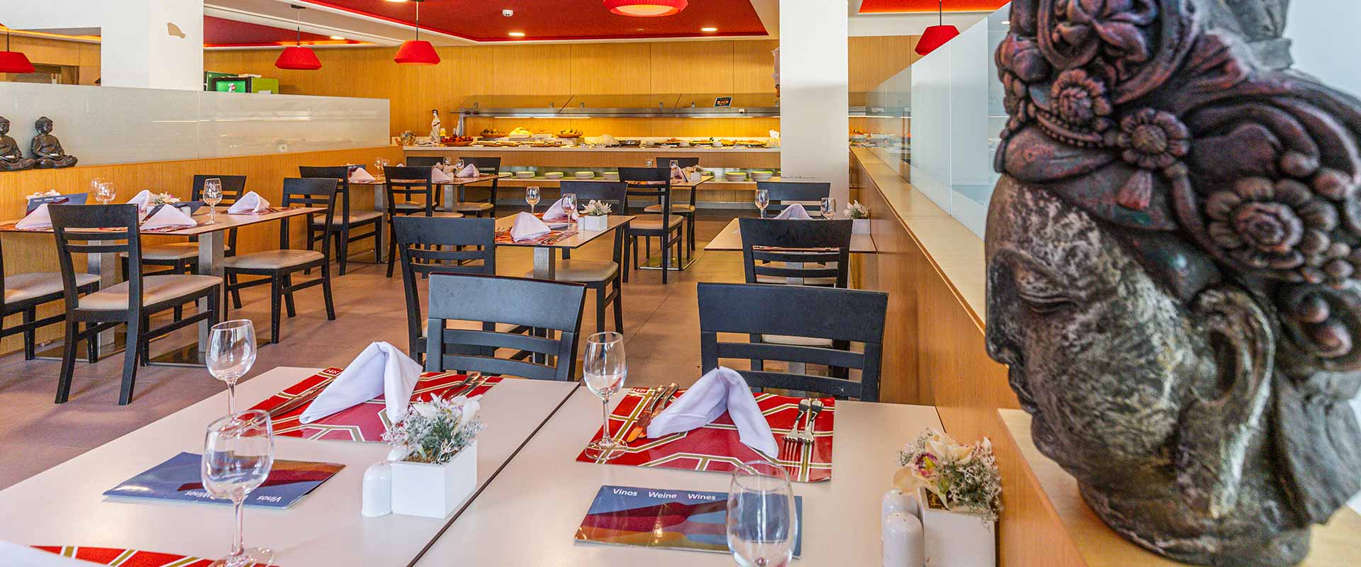 Asiatisches Themenrestaurant SBH Monica Beach Resort