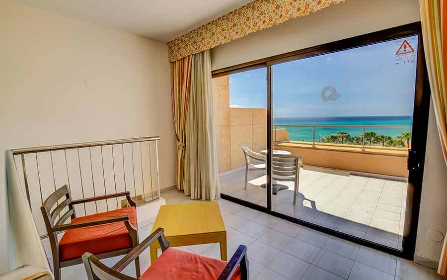 terraza master suite sbh taro beach