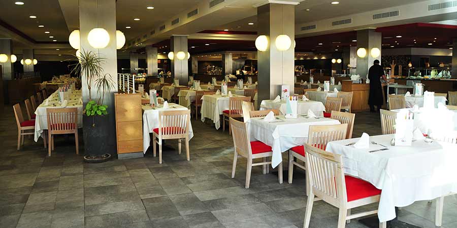 restaurante sbh taro beach