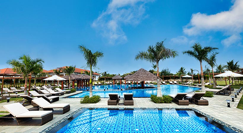 sbh gloria hue sbh hotels resorts