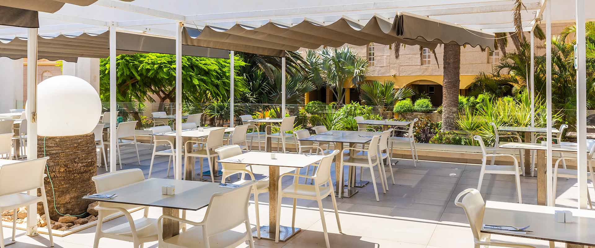 buffet restaurant sbh monica beach resort