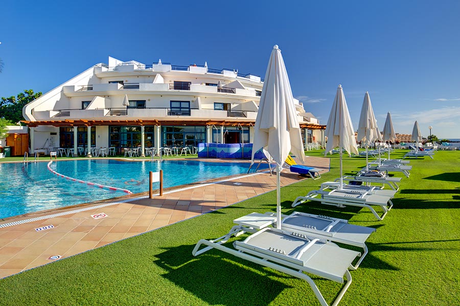 piscines piscines SBH Crystal Beach Hotel & Suites