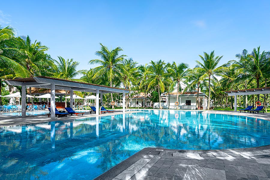 piscine piscine au SBH Le Belhamy Beach Resort