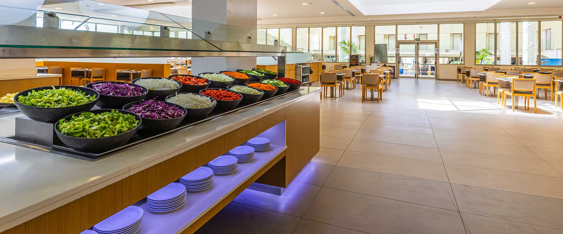 restaurant buffet sbh monica beach resort