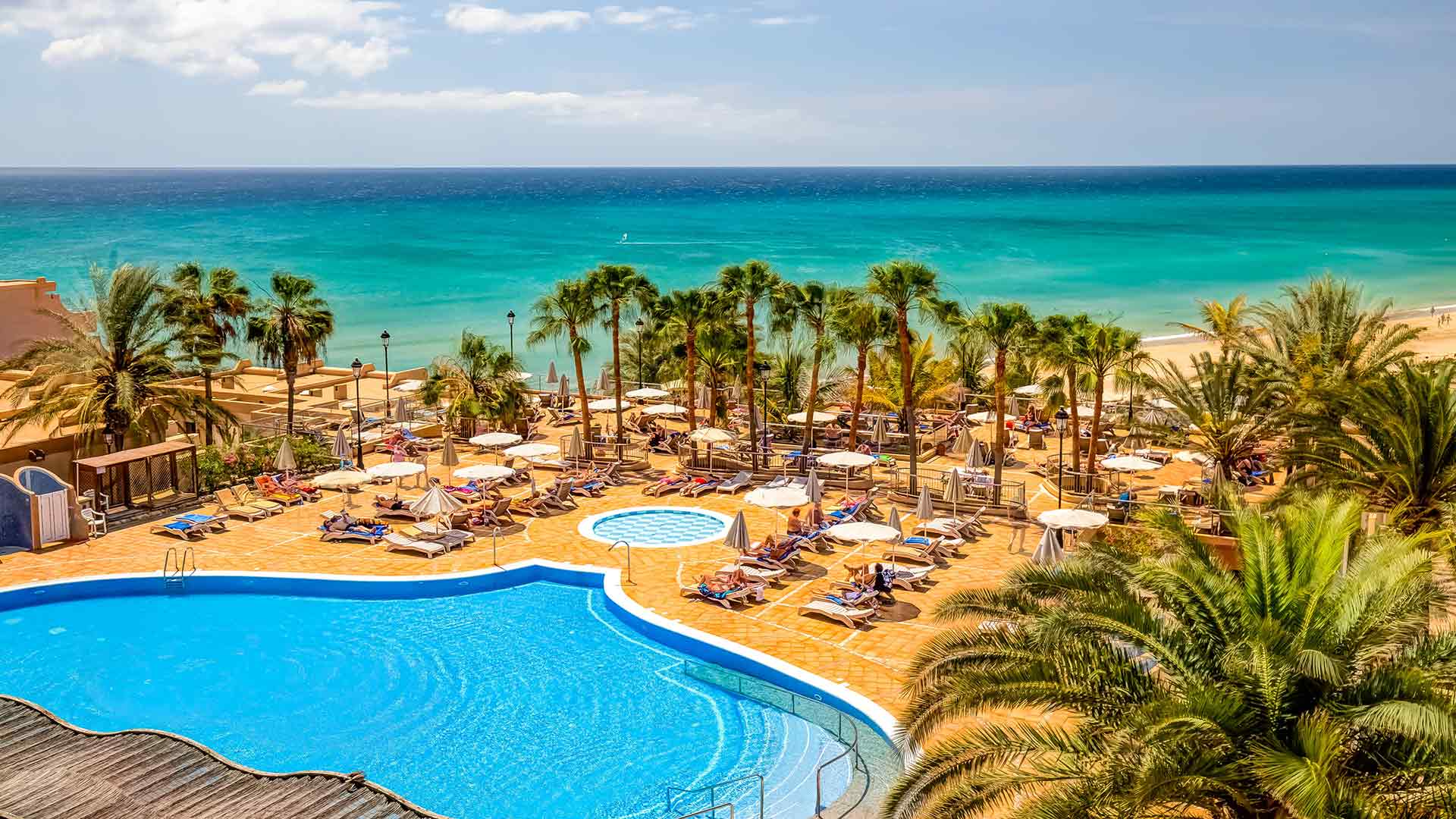 hôtel sbh taro beach