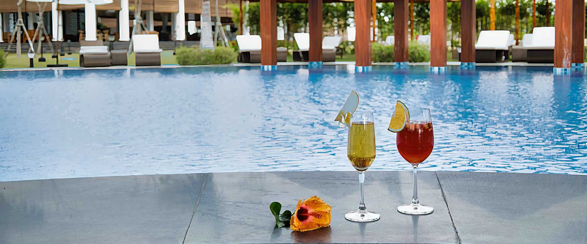 Pool bar SBH GLORIA HUE